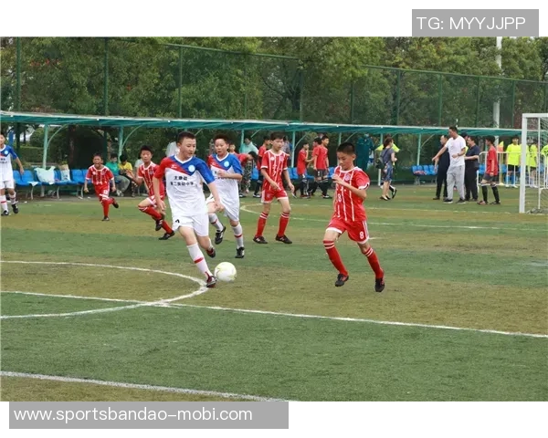 尤文图斯与城市足球集团关注休斯顿年轻中场布鲁克林瑞恩斯的转会动态 尤文图斯与城市足球集团关注休斯顿年轻中场布鲁克林瑞恩斯的转会动态